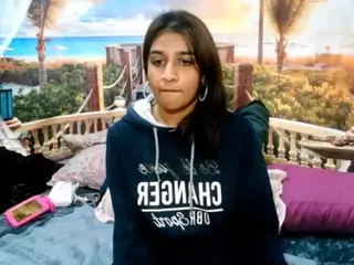 cherryindian4u's Live Sex Cam Show