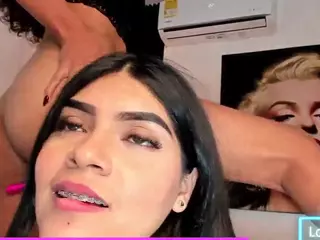 Good-Giirls18's Live Sex Cam Show