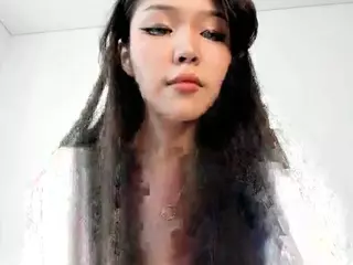 jamienyamm's Live Sex Cam Show