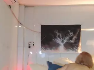 LichiLiin's Live Sex Cam Show