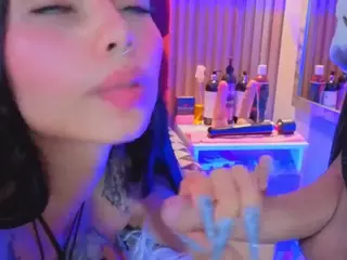 tonyandmia2's Live Sex Cam Show