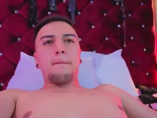 MIAANDTONNY's Live Sex Cam Show