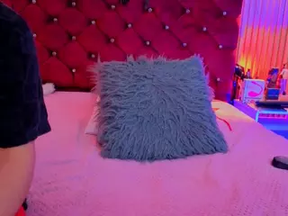 MIAANDTONNY's Live Sex Cam Show