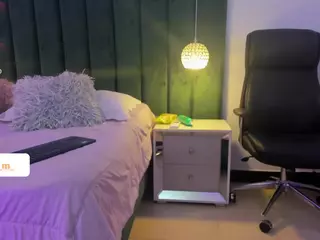 aprilwatsonn's Live Sex Cam Show