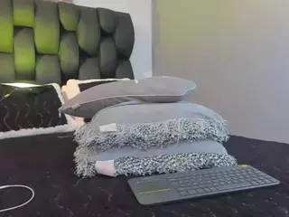 HellenColton's Live Sex Cam Show