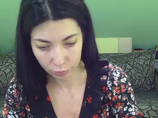 HolyyNun's Live Sex Cam Show