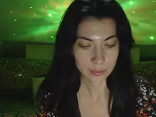 HolyyNun's Live Sex Cam Show