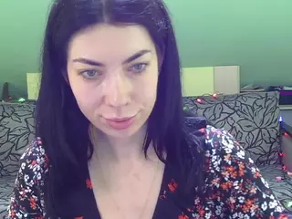 HolyyNun's Live Sex Cam Show