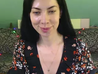 HolyyNun's Live Sex Cam Show