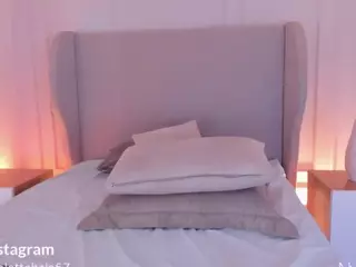 Nicolettebalee's Live Sex Cam Show