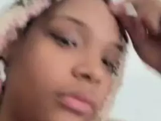 Babieee's Live Sex Cam Show