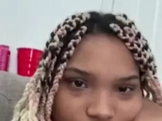 Babieee's Live Sex Cam Show