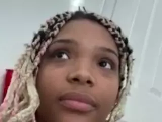 Babieee's Live Sex Cam Show