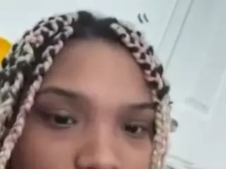 Babieee's Live Sex Cam Show