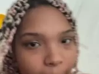 Babieee's Live Sex Cam Show