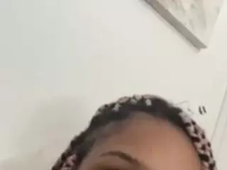 Babieee's Live Sex Cam Show