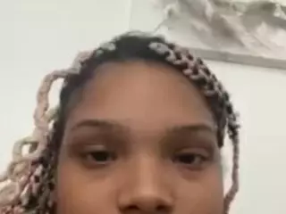 Babieee's Live Sex Cam Show