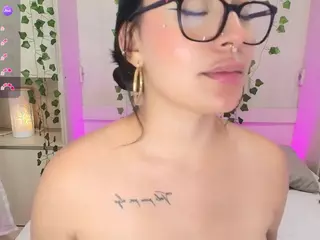 AlishaCook's Live Sex Cam Show