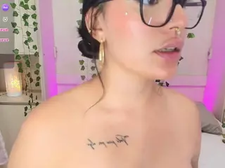 AlishaCook's Live Sex Cam Show