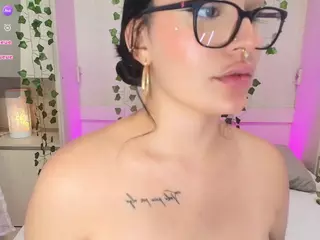 AlishaCook's Live Sex Cam Show