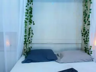 AlishaCook's Live Sex Cam Show