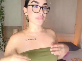 AlishaCook's Live Sex Cam Show