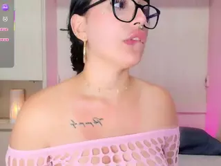 AlishaCook's Live Sex Cam Show