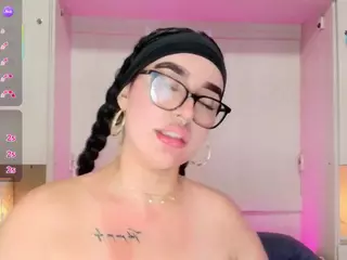 AlishaCook's Live Sex Cam Show