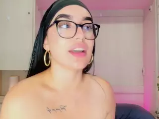 AlishaCook's Live Sex Cam Show