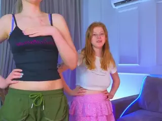 DarlineCarradine's Live Sex Cam Show