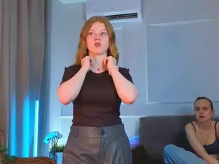 DarlineCarradine's Live Sex Cam Show