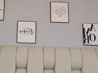 EmmaHolson's Live Sex Cam Show