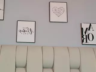 EmmaHolson's Live Sex Cam Show