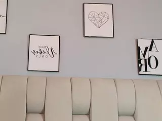 EmmaHolson's Live Sex Cam Show