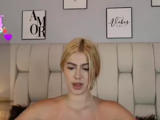 EmmaHolson's Live Sex Cam Show