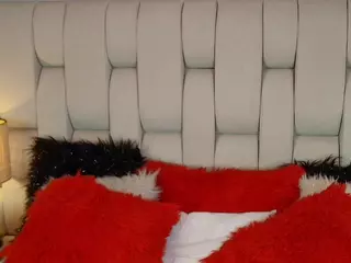 EmmaHolson's Live Sex Cam Show