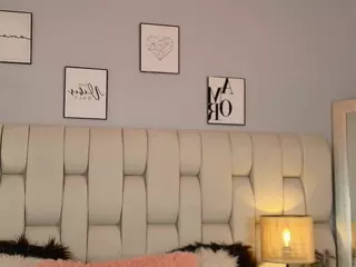 EmmaHolson's Live Sex Cam Show