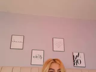 EmmaHolson's Live Sex Cam Show