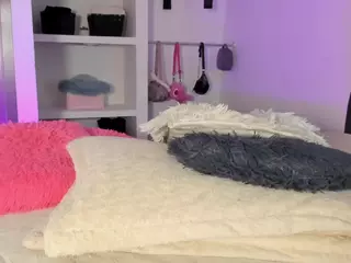 julieta's Live Sex Cam Show