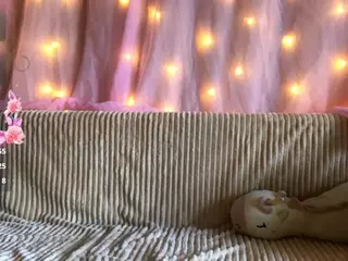 MaxineCurvin's Live Sex Cam Show