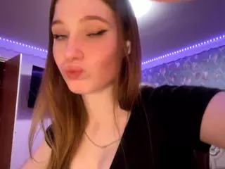 MaydaBow's Live Sex Cam Show