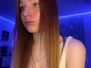 MaydaBow's Live Sex Cam Show