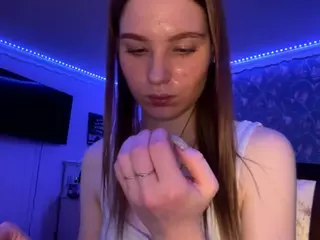 MaydaBow's Live Sex Cam Show
