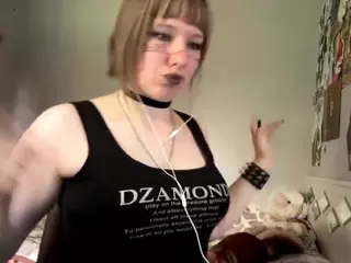 MayDenner's Live Sex Cam Show