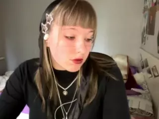 MayDenner's Live Sex Cam Show