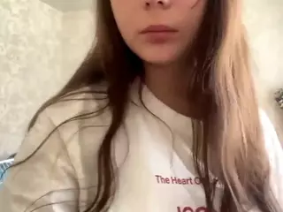 MildredGawne's Live Sex Cam Show