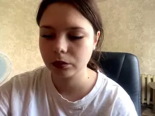 MildredGawne's Live Sex Cam Show