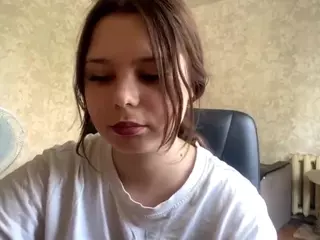 MildredGawne's Live Sex Cam Show