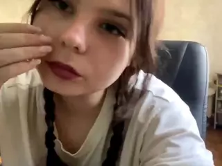 MildredGawne's Live Sex Cam Show