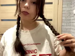 MildredGawne's Live Sex Cam Show